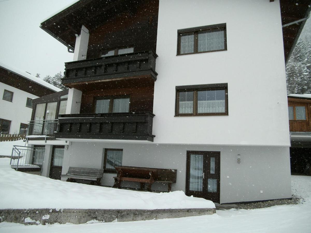 Pension Jaeger Trins Exterior foto