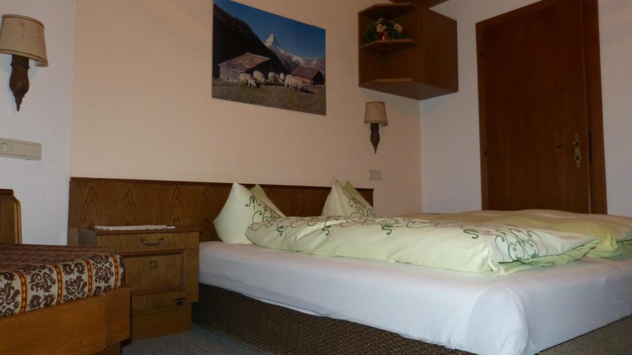 Pension Jaeger Trins Exterior foto